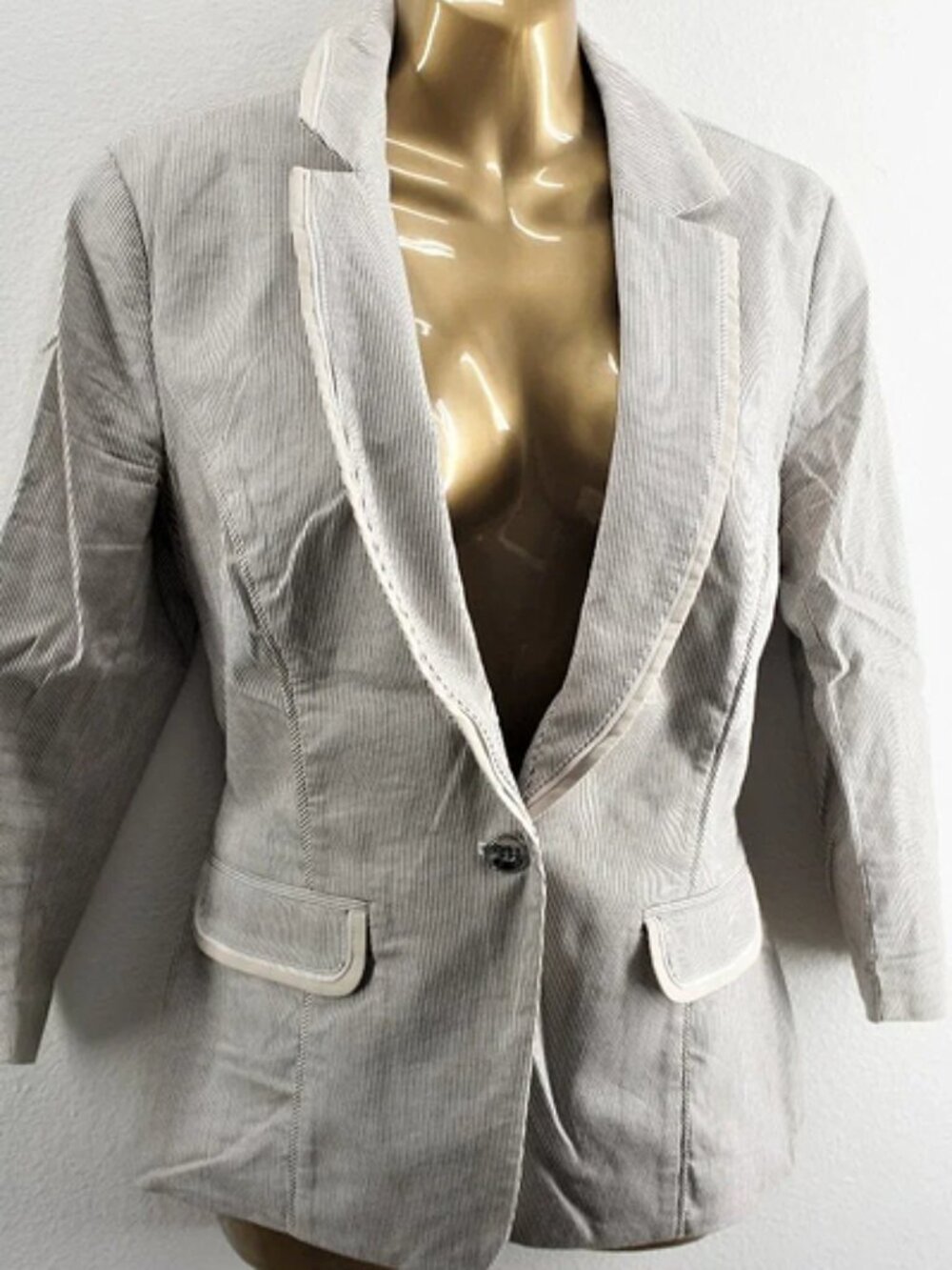 White House Black Market Pin Stripe Blazer Jacket size 10